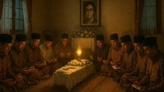 7 Fakta Sejarah dan Kontroversi Tahlilan yang Jarang Dibahas