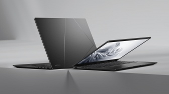 ASUS Zenbook 14 OLED (UM3406KA): Laptop AI Ultra Ringan Performa Tinggi dan Baterai Tahan Seharian