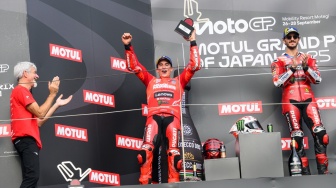 Klasemen Akhir MotoGP 2025: Duo Marquez Finis Teratas, Bezzecchi 'Meledak' di Valencia