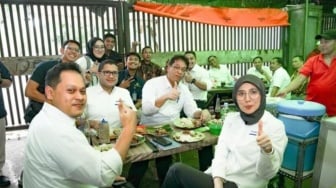 Viral Menkeu Purbaya Makan Siang di Kantin DJP: Hidupkan Sektor UMKM!