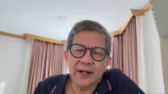 Rocky Gerung Sebut Kecemasan Menyelimuti Murid, Guru, dan Orang Tua Akibat Program MBG