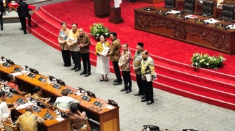 Gelar Rapat Paripurna Khusus, Puan Maharani Paparkan Capaian Kerja DPR Tahun 20242025