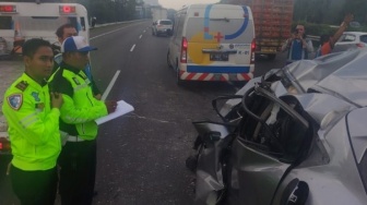 Jarum Speedometer 'Terkunci' di 130 Km/Jam, WNA Arab Saudi Tewas Seketika di Tol Jagorawi