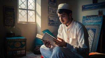 Sumpah Allah dan Kerasulan Nabi Muhammad dalam Surat Yasin 1-5