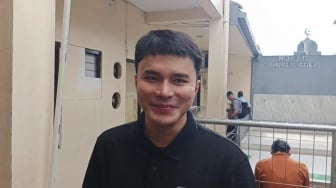 Dokter Oky Pratama Antar Tagihan Yayasan Lolly ke Ruang Tahanan Nikita Mirzani