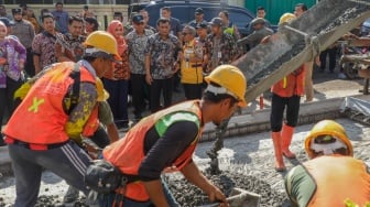 Perkuat Konektivitas, Ahmad Luthfi Tinjau Perbaikan Jalan WiradesaKajen Senilai Rp33,348 Miliar