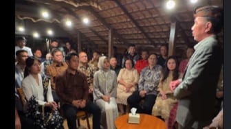 Jokowi Beri Arahan ke Petinggi PSI di Bali, Resmi Jadi Ketua Dewan Pembina?