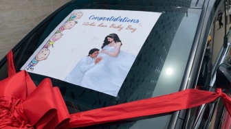 Billy Syahputra Siapkan Mobil Mewah Rp2 Miliar untuk Istri yang Baru Melahirkan
