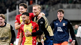 Sempat Terkendala Administrasi, Dean James Comeback Bersama Go Ahead Eagles