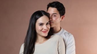 Gender Reveal! Nino Fernandez dan Steffi Zamora Siap Miliki Anak Perempuan