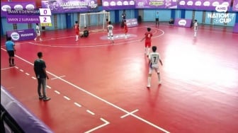 Gol Ajaib dari Pinggir Gawang: SMKN 2 Surabaya Sempurnakan Kemenangan 3-0!