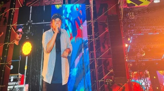 Letto Sulap Lagu Sandaran Hati Jadi Koplo di Synchronize Festival 2025