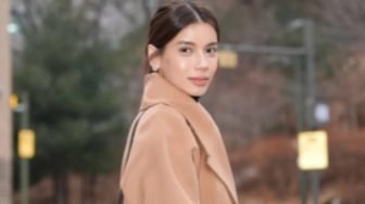 Detik-Detik Sabrina Chairunnisa Pulang ke Rumah, Bantah Rumor Perceraian?