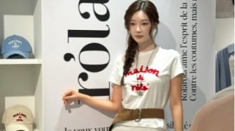 6 OOTD Feminin Lee Si An Single Inferno dengan Sentuhan Dress dan Skirt