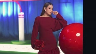 Raisa Curi Perhatian di Paris Fashion Week 2026! Gaya Busananya Bikin Pangling