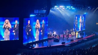 Mariah Carey Hipnotis Sentul: Suara 5 Oktaf Tak Lekang Waktu Berhasil Hipnotis Penonton!