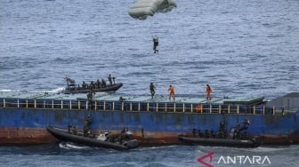 Terjatuh Saat Terjun Payung di Rangkaian HUT TNI, Praka Marinir Zaenal Mutaqim Meninggal Dunia