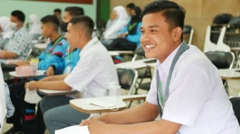 Apa Itu Magang Nasional 2025? Ini Syarat, Cara Daftar SIAPKerja, Jadwal dan Gajinya