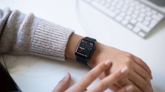 5 Rekomendasi Smartwatch Murah dengan SIM Card di Bawah Rp 1 Juta