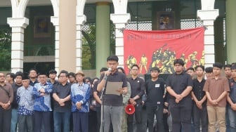 UII Pasang Badan Bela Aktivis: 'Kami Tolak Perburuan Dalang Kerusuhan, Ini Pembungkaman!