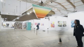 Di Balik "New Horizon": Kolaborasi Seni dan Material yang Memukau di Art Jakarta 2025
