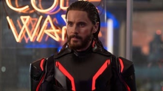 Sinopsis Tron: Ares, Jared Leto Jadi AI yang Mengancam Dunia Nyata