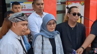 Reaksi Ayu eks Karyawan Ashanty soal Hubungan dengan Terduga Pelaku Penipu Umrah