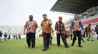 Bupati Kediri Pastikan Pekerjaan Pembangunan Pasar dan Stadion Tetap Berjalan