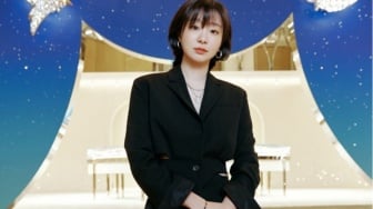Selalu Stylish, Intip 4 OOTD ala Kim Da Mi Biar Gaya Nggak Gitu-Gitu Aja!
