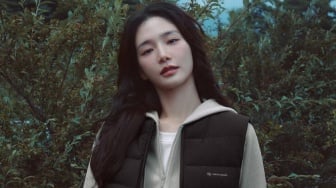 City Girl Look! Sontek 4 Daily OOTD Park Gyu Young Biar Keren saat Hangout