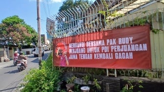 Jelang Pengumuman Ketua DPD PDIP Jateng, Muncul Spanduk Dukungan ke FX Rudy, Fix Terpilih?