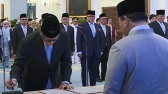 Resmi! Prabowo lantik Eks Kabaintelkam Peraih Hoegeng Award Akhmad Wiyagus Jadi Wamendagri