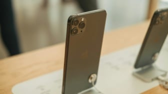 5 Rekomendasi Tempat Beli iPhone Resmi dan Terpercaya, Cek di Sini!