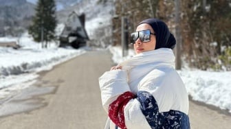 Biodata dan Agama Aisyahrani, Adik Syahrini Diduga Pakai Foto Siomay Chef Devina Tanpa Izin