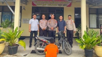 Motor Raib, Ontel Nyangkut, CCTV Ungkap Aksi Pencurian di Metro Barat