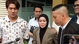 Dilaporkan Yoni Dores, Lesti Kejora Dicecar 27 Pertanyaan di Polda Metro Jaya