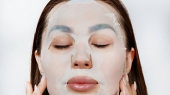 4 Sheet Mask Lemon Kaya Vitamin C untuk Wajah Auto Cerah dan Segar Seketika
