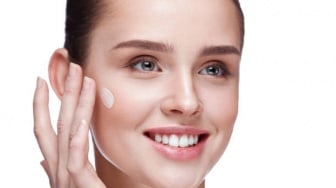 5 Rekomendasi Tinted Sunscreen Paling Affordable, Kulit Mulus Natural!