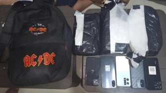Penampakan Sabu 3 Kg di Bandara Mutiara Palu
