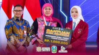 Hadiri MEA 2025, Gubernur Khofifah Bangga: 1.600 Kelompok Usaha Siswa di Jatim Pecahkan Rekor MURI