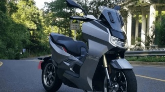 Menanti Subsidi Baru Pemerintah Saat Pilihan Motor Listrik di Indonesia Semakin Membeludak