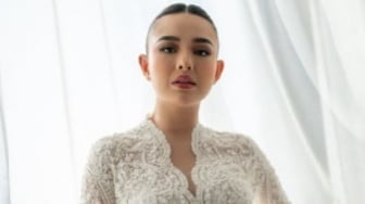 Gaya Rambut Amanda Manopo saat Pemberkatan Pernikahan Tuai Kritikan