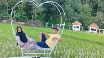 Saung Batu Penganten Bogor! Destinasi Wisata Alam Cocok untuk Family Gathering, Wajib Dicoba Gen Z