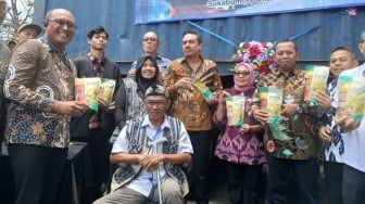 Raup Rp 288 Juta, UMKM Disabilitas Sukabumi Tembus Pasar Brunei dengan Keripik Singkong
