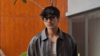 Auto Ganteng Maksimal! 3 Ide Outfit Keren ala Mas Bree yang Bisa Kamu Tiru