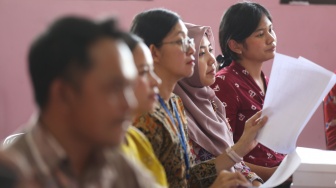 Suasana saat acara edukasi keuangan bertema Guru Jago Financial di Jakarta, Kamis (9/10/2025). [Handout]