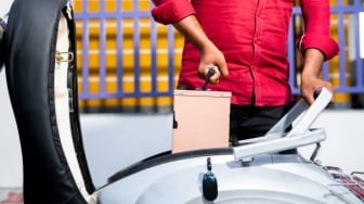 5 Rekomendasi Motor Listrik yang Menggunakan Baterai Swap, Cocok untuk Touring