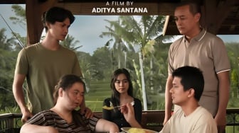 Tayang di Noice! 'Film Gak Nikah Gapapa Kan?' Bakal Mengaduk-aduk Emosimu