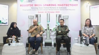 Inovasi Bedah Robotik Pertama di Indonesia: Angkat Kanker Payudara Tanpa Hilangkan Bentuk Alami