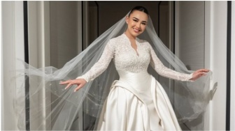 7 Artis yang Pakai Gaun Pernikahan Rancangan Hian Tjen, Kemewahan di Balik Desain Indah
